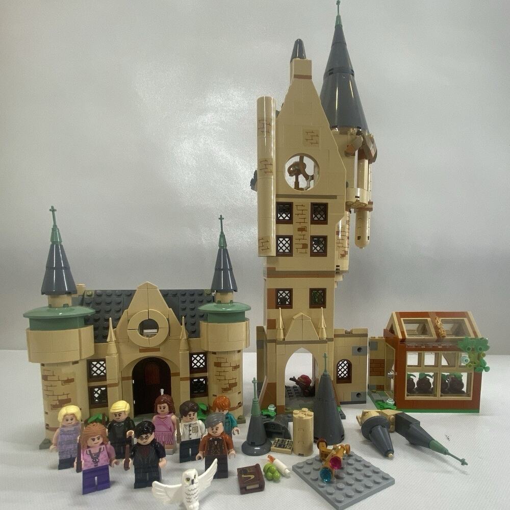 LEGO Harry Potter Hogwarts Astronomy Tower 75969 Retired Set Minifigures Clean